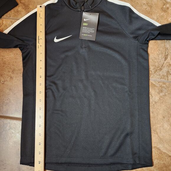 Nike Dri-Fit Youth Medium Black Quarter Zip – Embroidered Logo, Long Sleeve - Picture 3 of 8
